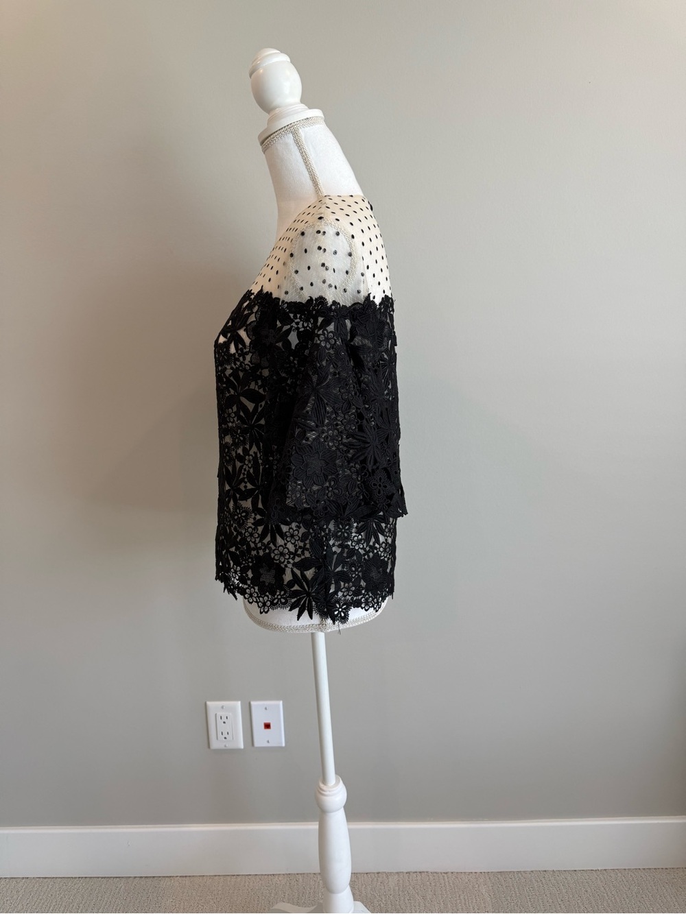 Monique Lhullier resort 2018 vogue runway lace top blouse size 4 - Picture 3 of 15